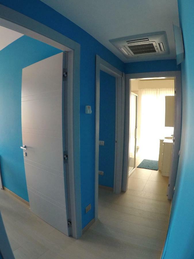 Levante Appartamento di pregio, terrazza e vista panoramica sul mare e la città Viareggio Exterior foto